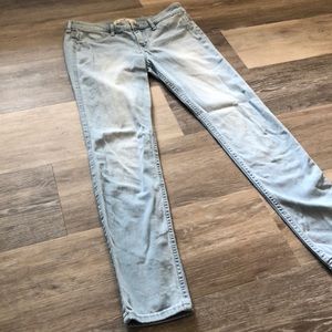 Light wash jeans